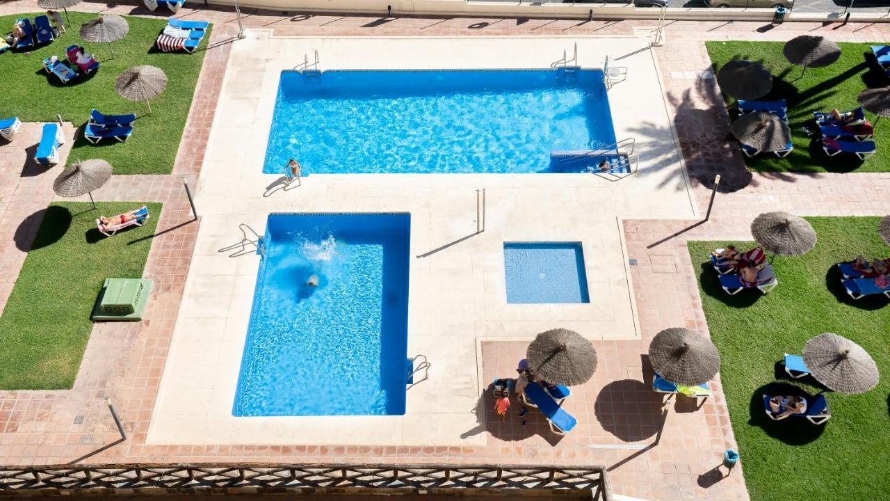 Aloha Apartamentos - Primera Linea De Playa - Vista Al Mar Benalmádena Kültér fotó