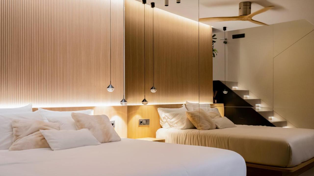 Aloha Apartamentos - Primera Linea De Playa - Vista Al Mar Benalmádena Kültér fotó